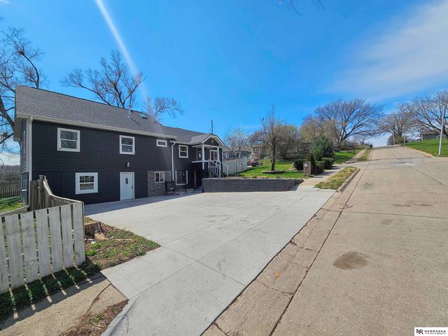 2521 Polk Street, Omaha, NE 68107