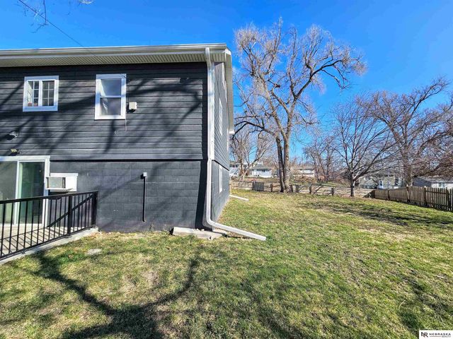 2521 Polk Street, Omaha, NE 68107