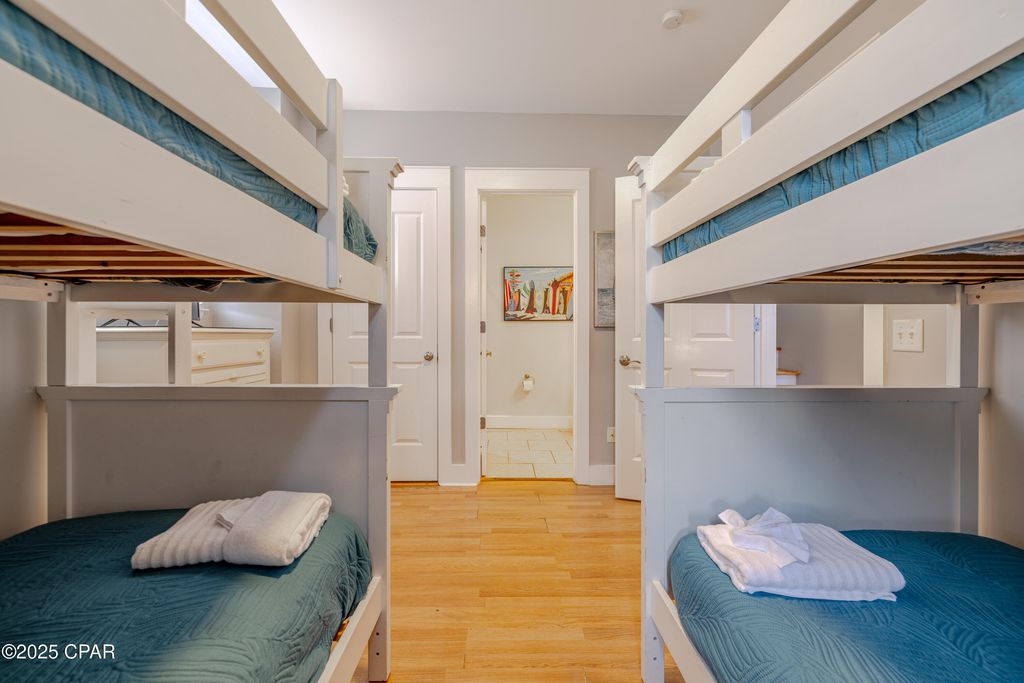 Image 13 of property listing at 8410 Thomas Drive 4, Panama City Beach, FL 32408