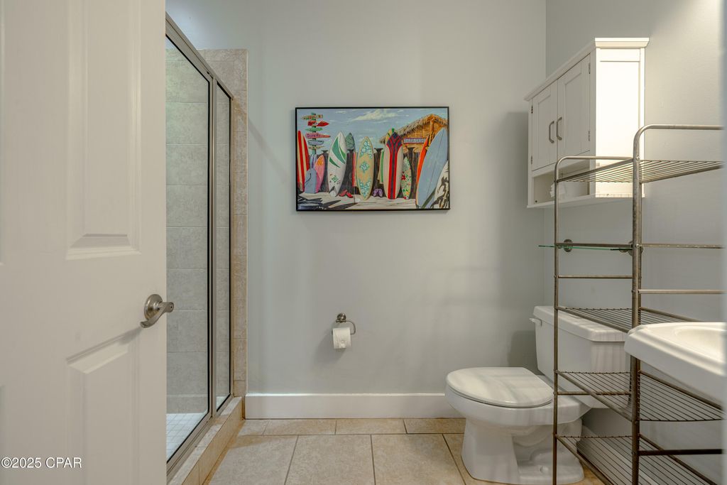 Image 14 of property listing at 8410 Thomas Drive 4, Panama City Beach, FL 32408