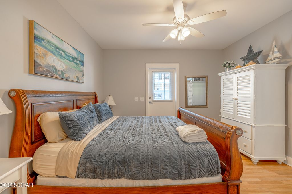 Image 20 of property listing at 8410 Thomas Drive 4, Panama City Beach, FL 32408