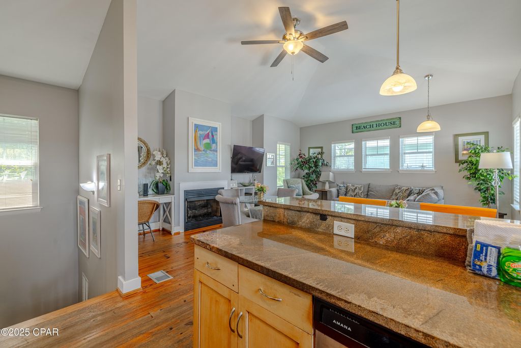 Image 24 of property listing at 8410 Thomas Drive 4, Panama City Beach, FL 32408