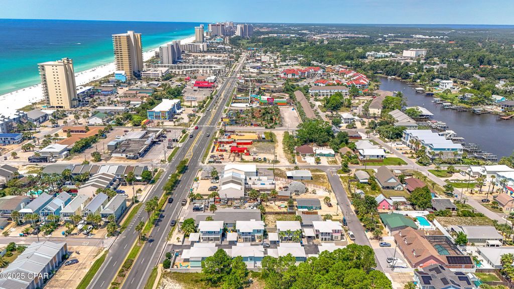 Image 54 of property listing at 8410 Thomas Drive 4, Panama City Beach, FL 32408