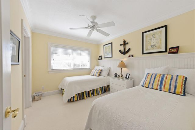 12914 YACHT CLUB PLACE, Cortez, FL 34215