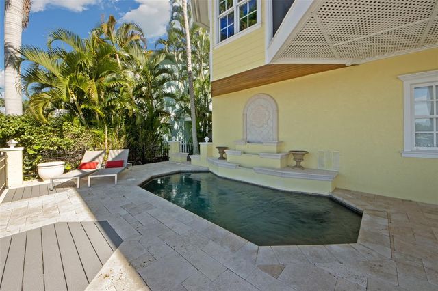 12914 YACHT CLUB PLACE, Cortez, FL 34215