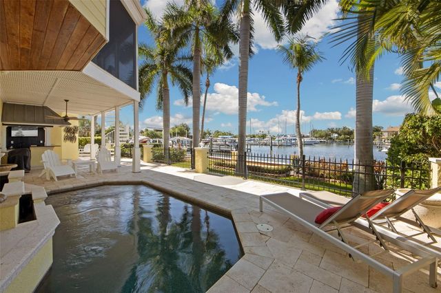12914 YACHT CLUB PLACE, Cortez, FL 34215