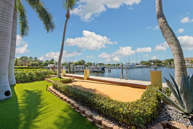 12914 YACHT CLUB PLACE, Cortez, FL 34215