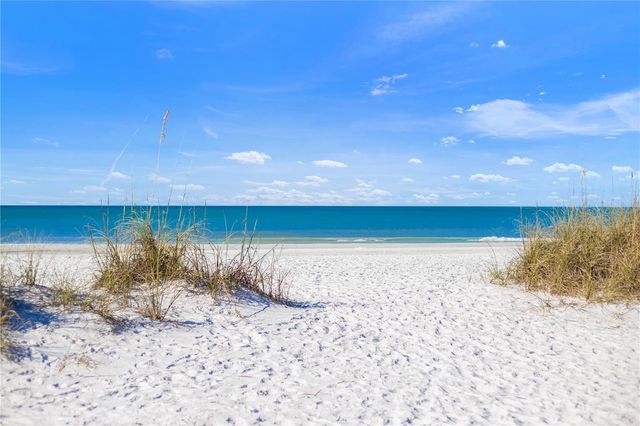 12914 YACHT CLUB PLACE, Cortez, FL 34215