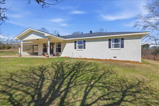 144 Walter Jones Rd., Mendenhall, MS 39114