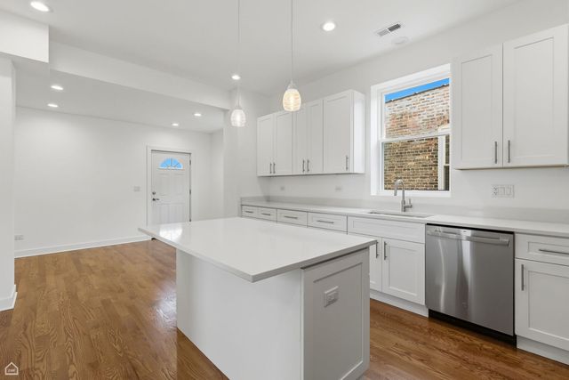 5124 W 23Rd Street, Cicero, IL 60804