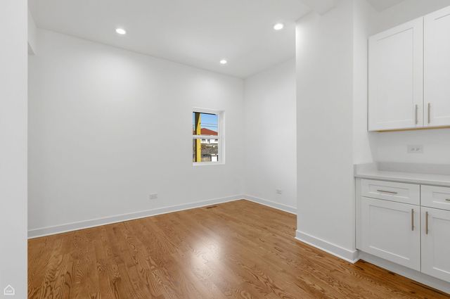 5124 W 23Rd Street, Cicero, IL 60804