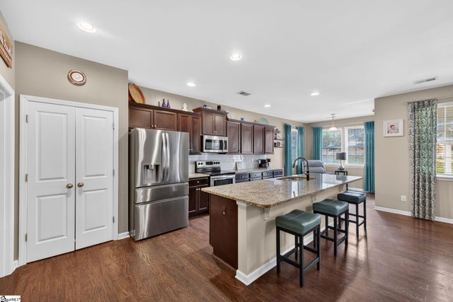 216 Lake Grove Road, Simpsonville, SC 29681