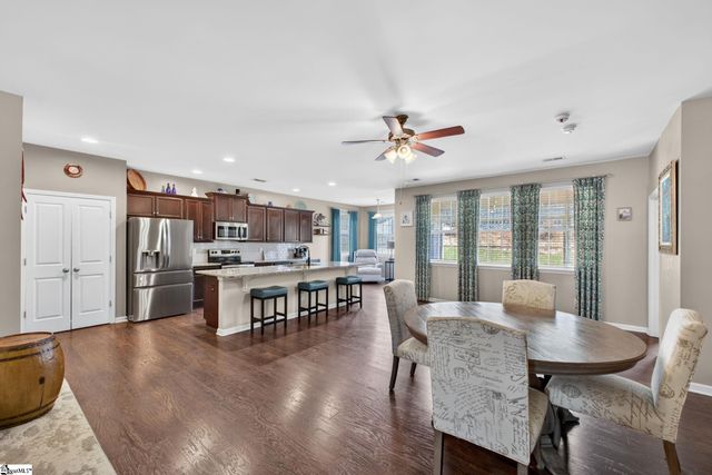 216 Lake Grove Road, Simpsonville, SC 29681