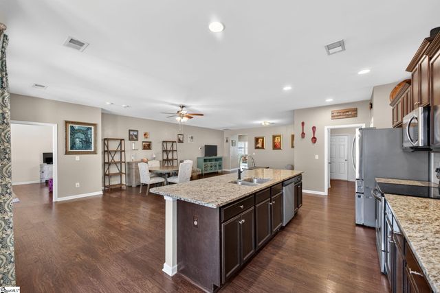 216 Lake Grove Road, Simpsonville, SC 29681