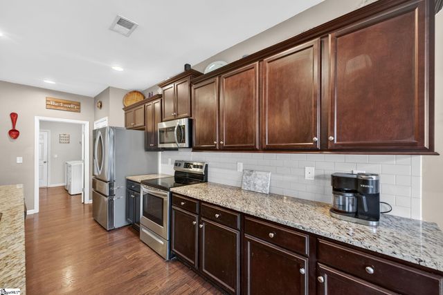 216 Lake Grove Road, Simpsonville, SC 29681