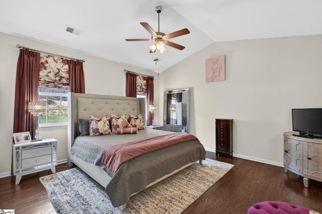 216 Lake Grove Road, Simpsonville, SC 29681