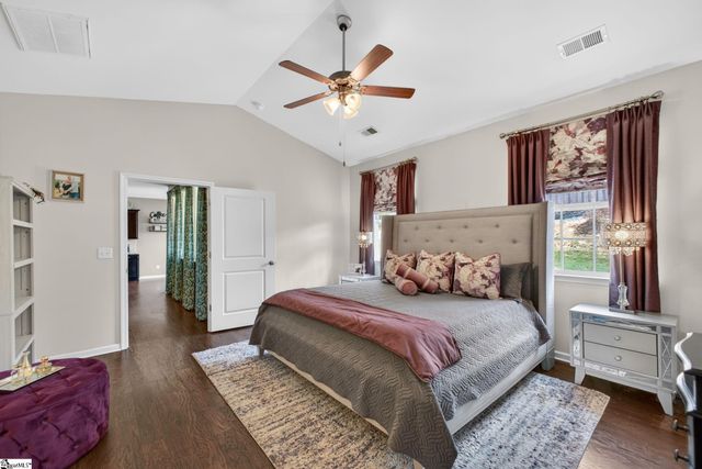 216 Lake Grove Road, Simpsonville, SC 29681