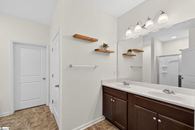 216 Lake Grove Road, Simpsonville, SC 29681