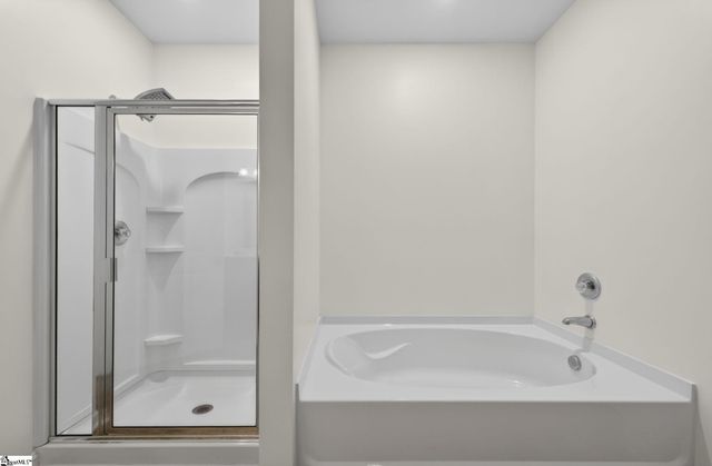 216 Lake Grove Road, Simpsonville, SC 29681