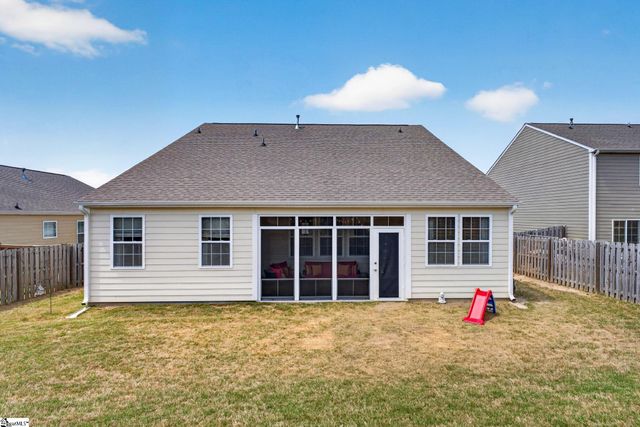 216 Lake Grove Road, Simpsonville, SC 29681