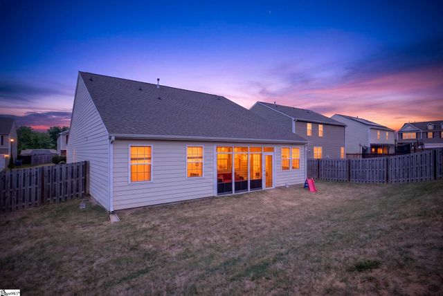 216 Lake Grove Road, Simpsonville, SC 29681