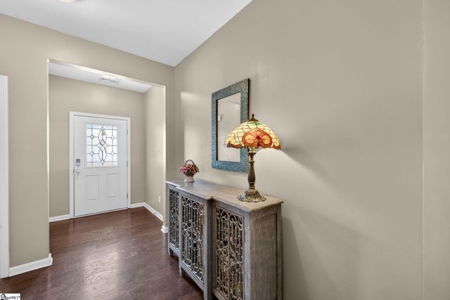 216 Lake Grove Road, Simpsonville, SC 29681