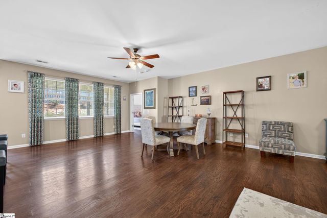 216 Lake Grove Road, Simpsonville, SC 29681