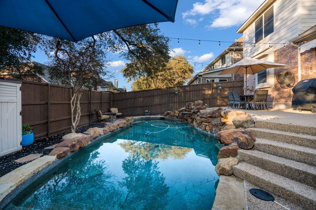 2313 Sunflower Lane, Flower Mound, TX 75028