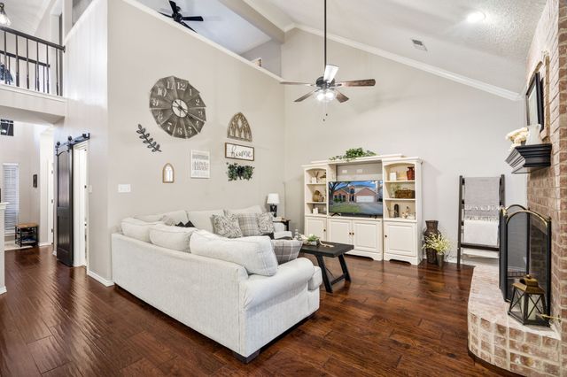 2313 Sunflower Lane, Flower Mound, TX 75028