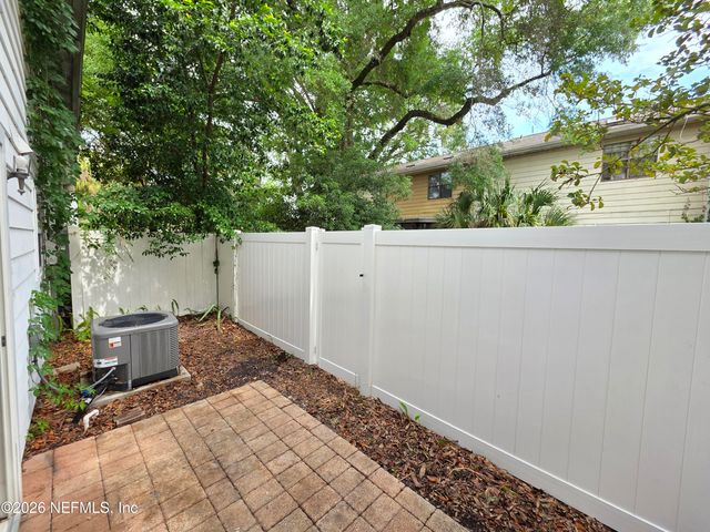 227 KETTERING Court, Orange Park, FL 32073