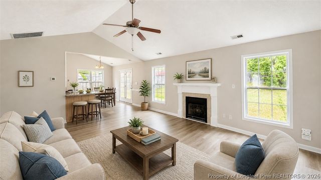5361 Pringle Way, Hope Mills, NC 28348