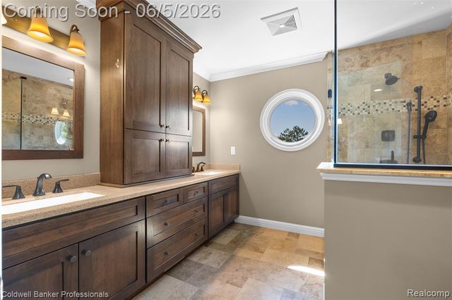 23501 Hickory Grove Lane, Novi, MI 48375