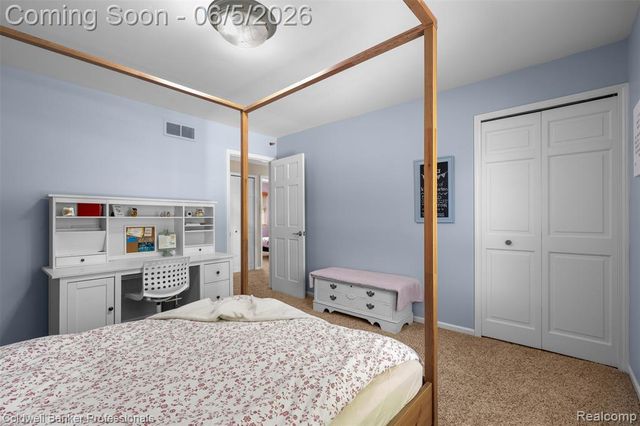 23501 Hickory Grove Lane, Novi, MI 48375
