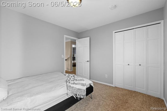 23501 Hickory Grove Lane, Novi, MI 48375