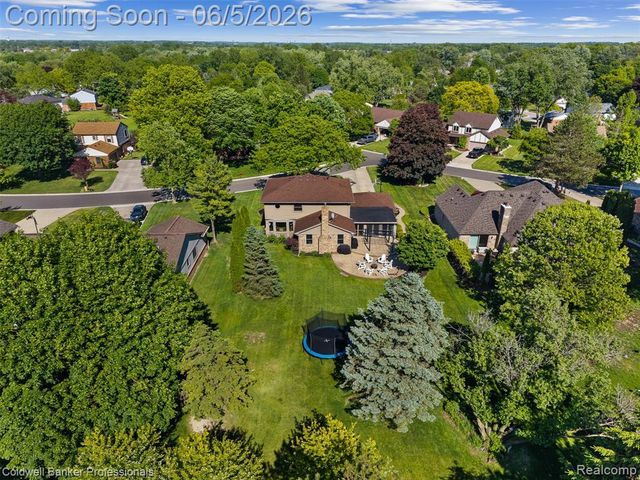 23501 Hickory Grove Lane, Novi, MI 48375