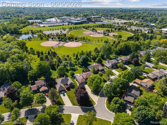 23501 Hickory Grove Lane, Novi, MI 48375