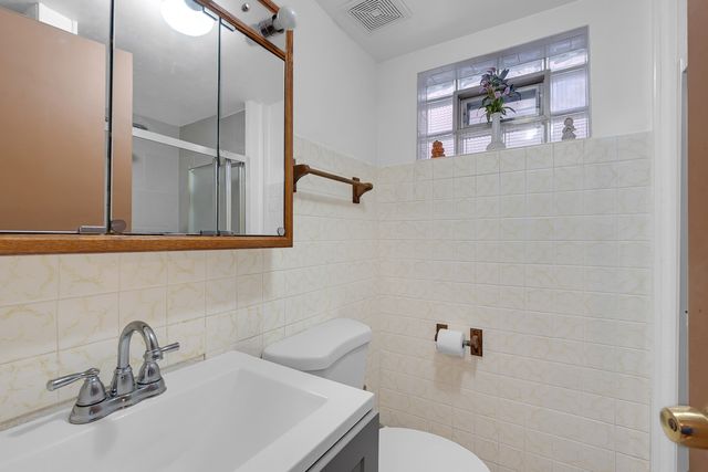 5119 N Oriole Avenue, Harwood Heights, IL 60706