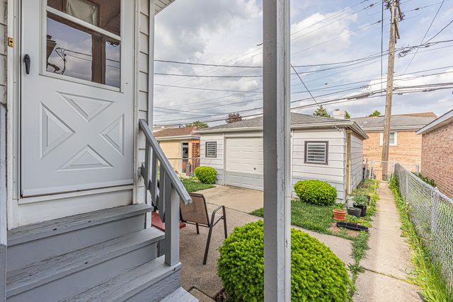 5119 N Oriole Avenue, Harwood Heights, IL 60706