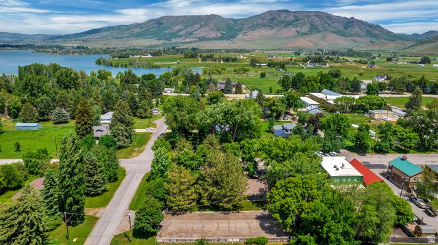 7300 E 200 S, Huntsville, UT 84317