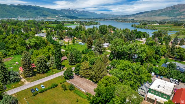 7300 E 200 S, Huntsville, UT 84317