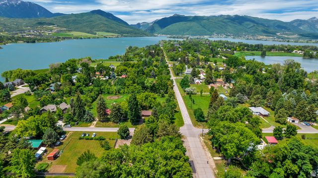 7300 E 200 S, Huntsville, UT 84317