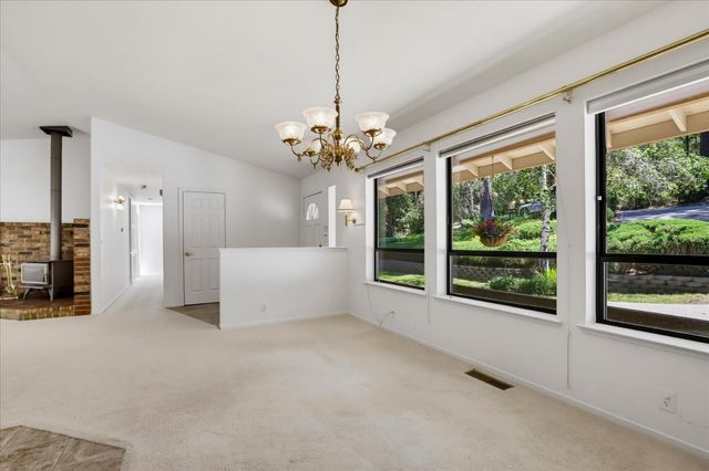 13022 Saint Gregory Pl, Grass Valley, CA 95949