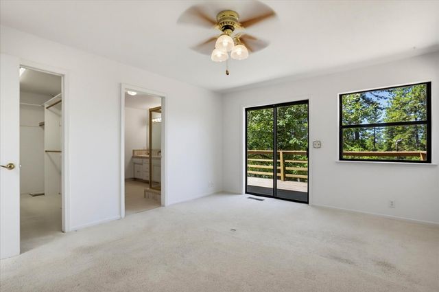 13022 Saint Gregory Pl, Grass Valley, CA 95949