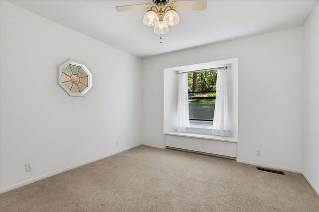 13022 Saint Gregory Pl, Grass Valley, CA 95949