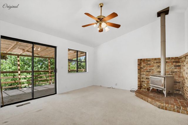 13022 Saint Gregory Pl, Grass Valley, CA 95949