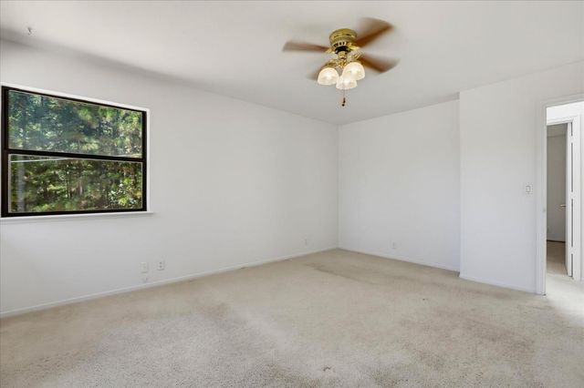 13022 Saint Gregory Pl, Grass Valley, CA 95949