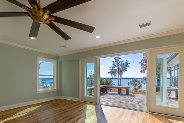 3270 Princess Pond Road, Summerton, SC 29148