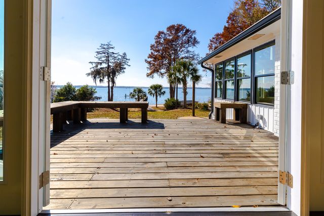 3270 Princess Pond Road, Summerton, SC 29148