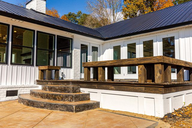 3270 Princess Pond Road, Summerton, SC 29148