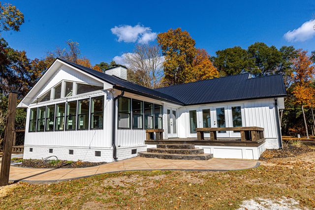 3270 Princess Pond Road, Summerton, SC 29148